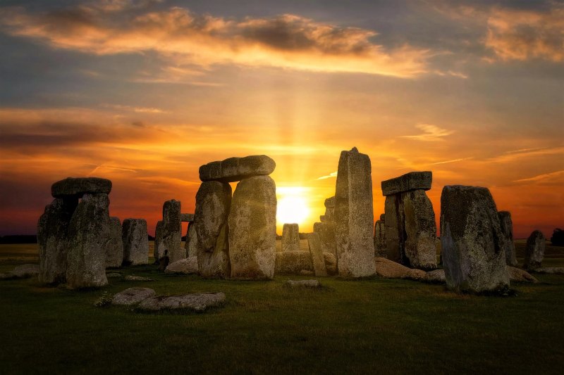 Mặt trời lặn tại Stonehenge